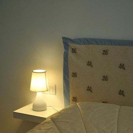 Ferienwohnung La Casa Di Enri E Nina Lerici Exterior foto