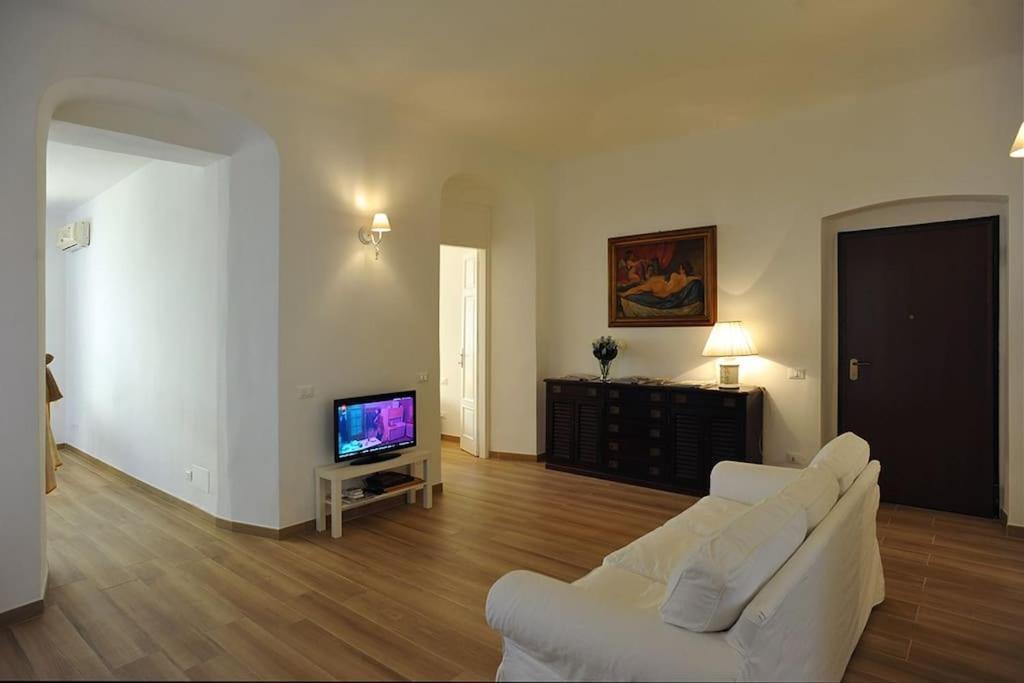 Ferienwohnung La Casa Di Enri E Nina Lerici Exterior foto