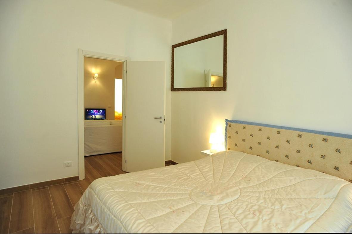 Ferienwohnung La Casa Di Enri E Nina Lerici Exterior foto